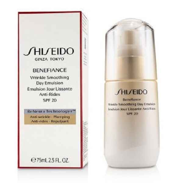 Shiseido Benefiance Wrinkle Smoothing Day Emulsion SPF20 75-85bd0caef71d8983f1c28db1a5a7d44a765e72ad.jpg